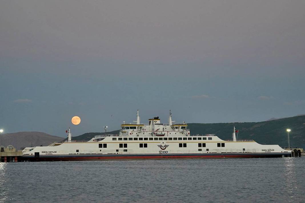 Doğa olayı mı, felaket habercisi mi? 'Kanlı Ay' tutulması ve bilimsel gerçekler 2